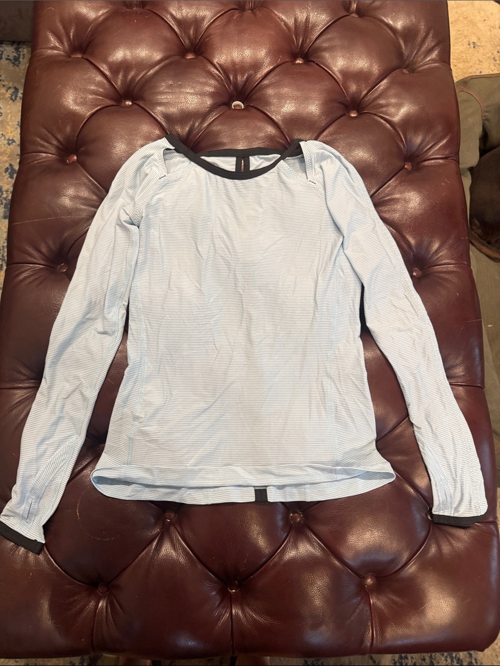 Lululemon Light Blue Long-Sleeve Women's Top with Contrast Trim